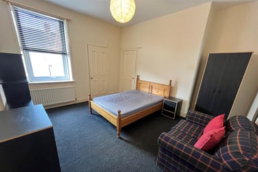 5 bed house, Sixth Avenue, Heaton, Newcastle, NE65YN - Image 4